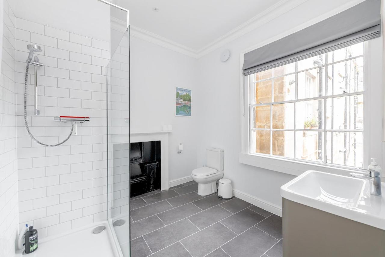 Spacious Maisonette With Parking - 10 Mins Walk From Bath Abbey - 2 Bed & 2 바스 외부 사진